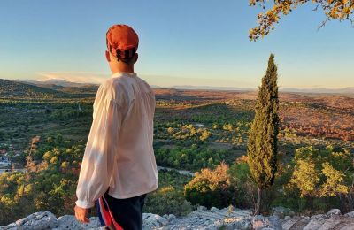 Korak po korak prema Uskrsu Camino Šibenik — hodočasnički put koji otkriva dušu dalmatinskog zaleđa